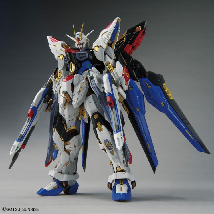 Gundam 1/100 MGEX Seed Destiny ZGMF-X20A Strike Freedom Gundam Model Kit