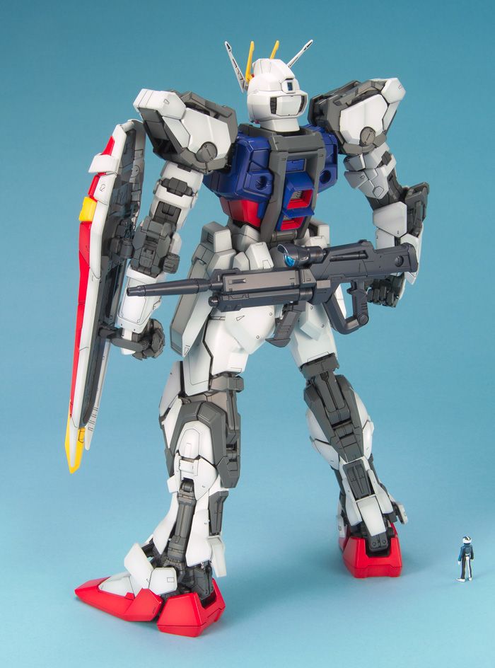 Gundam 1/60 PG Seed GAT-X105 Strike Gundam Model Kit
