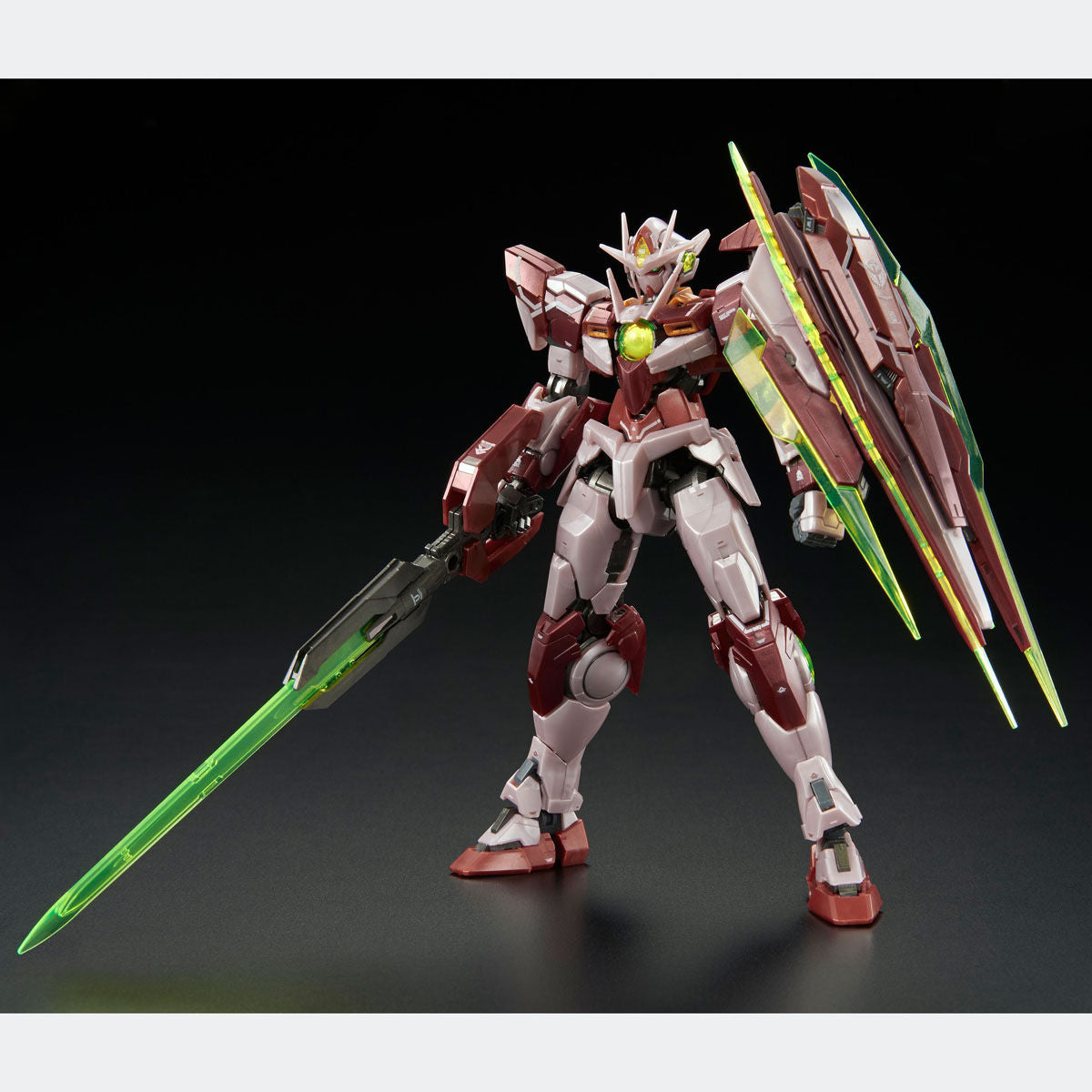Gundam 1/144 Gundam 00 GNT-0000 OO Qan[T] (00 Quanta) Trans-Am Mode  Model Kit Exclusive