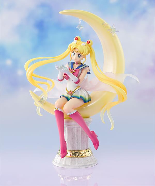 Bandai Figuarts Zero Chouette Sailor Moon Eternal Super Sailor Moon (Bright Moon & Legendary Silver Crystal) Figure Statue