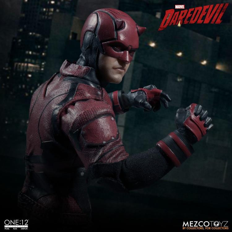 Mezco Toyz ONE:12 Collective: Netflix Daredevil Action Figure