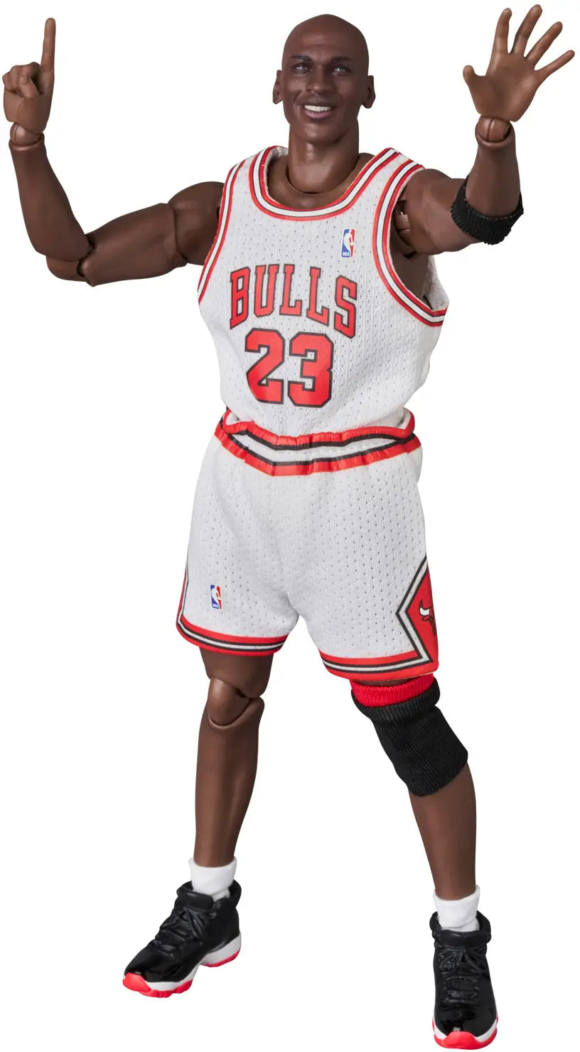 Mafex No. 255 Michael Jordan Chicago Bulls Home NBA Action Figure