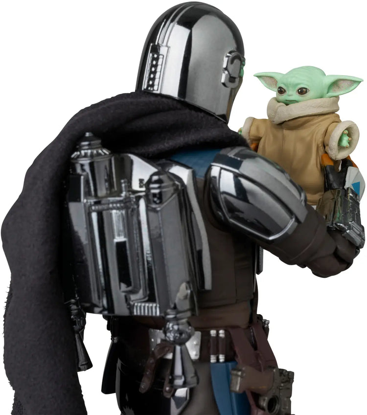 Mafex No. 256 The Mandalorian (Chrome Ver) Action Figure
