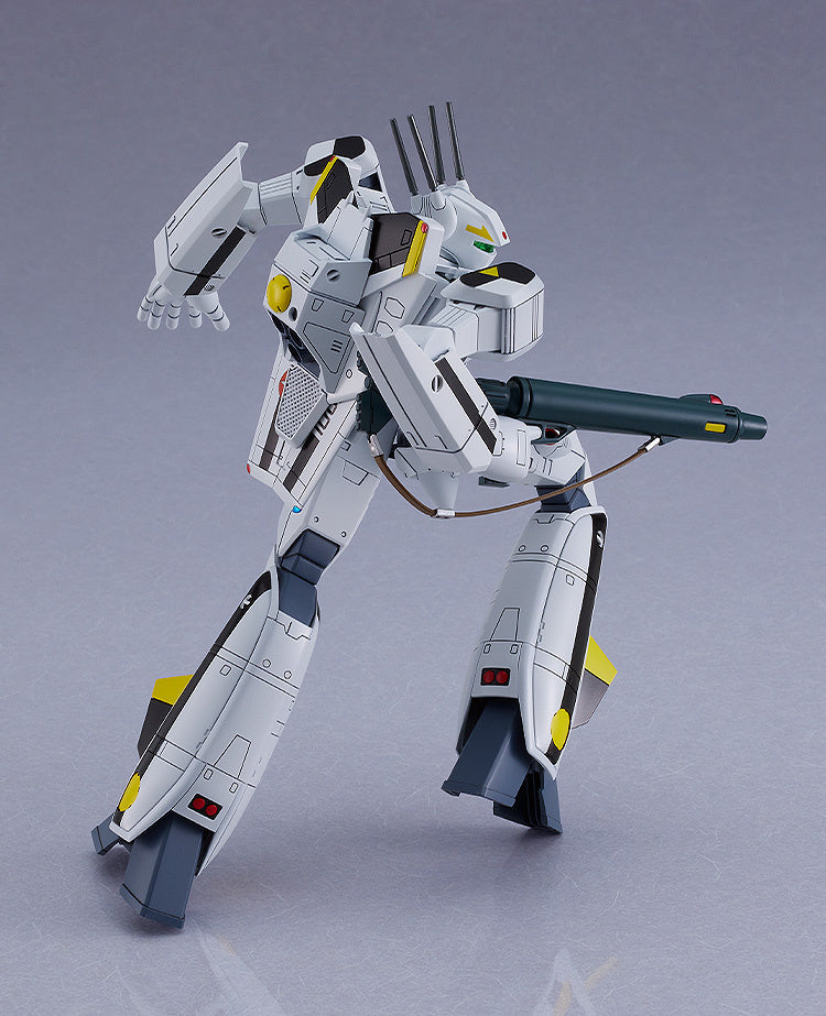 Robotech A-Action Series Veritech VF-1J Battloid Action Figure Robotech A-Action Series Veritech VF-1J Battloid Action Figure