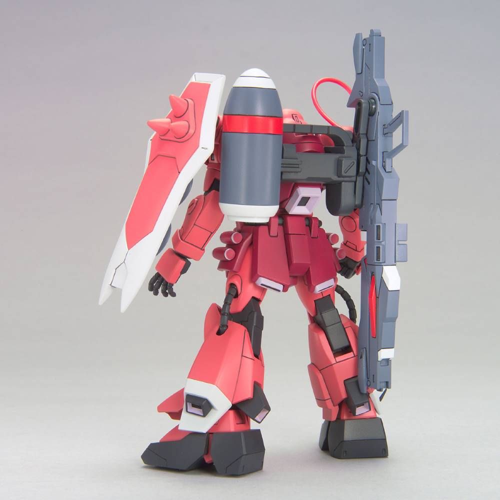 Gundam 1/144 HG Seed #22 ZGMF-1000/A1 Gunner Zaku Warrior (Lunamaria Hawke Custom) Model Kit