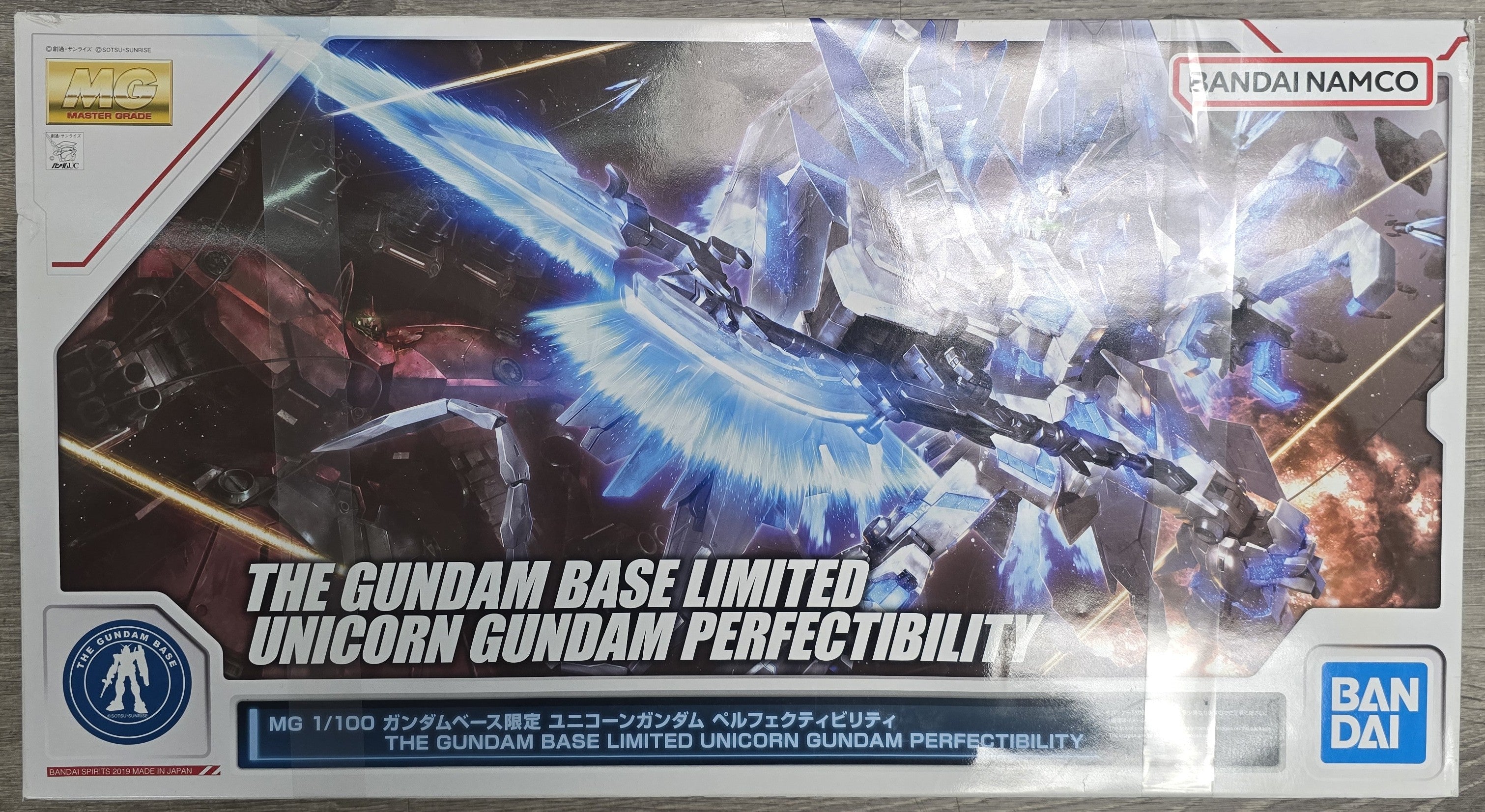 *Shelfwear* Gundam 1/100 MG Unicorn Gundam Perfectibility The Gundam Base Limited Model Kit Exclusive
