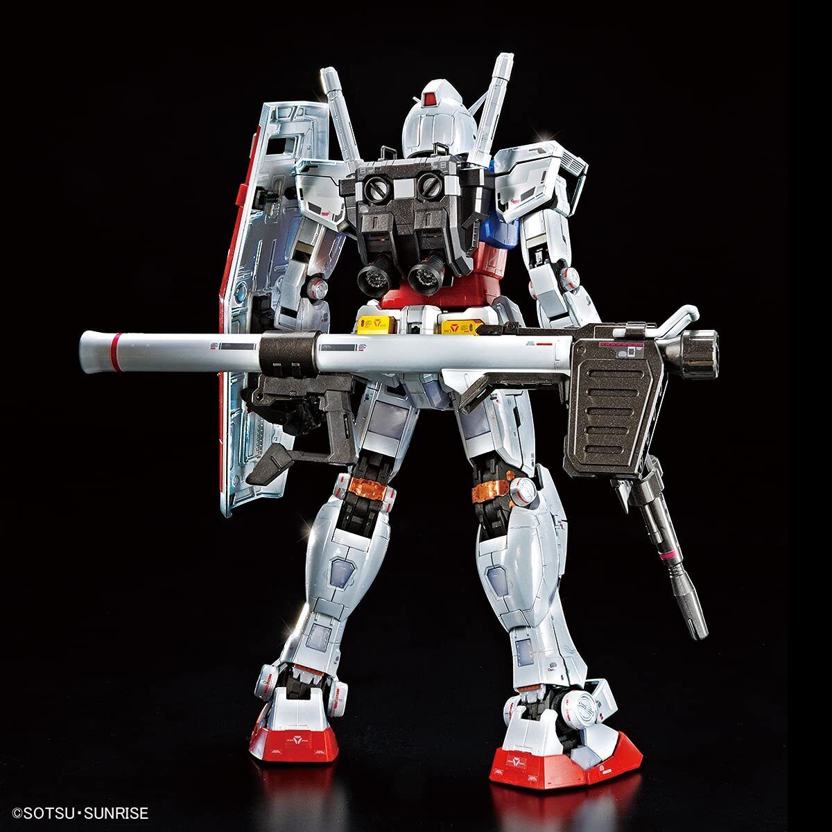 Gundam 1/100 MG RX-78-2 Gundam Ver. 3.0 (Titanium Finish) The Gundam Base Limited Model Kit Exclusive