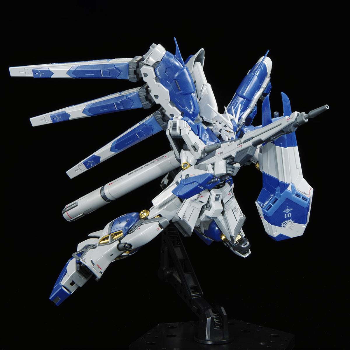 Gundam 1/144 RG Hi-v (Hi Nu) Gundam (Titanium Finish) The Gundam Base Limited Model Kit Exclusive