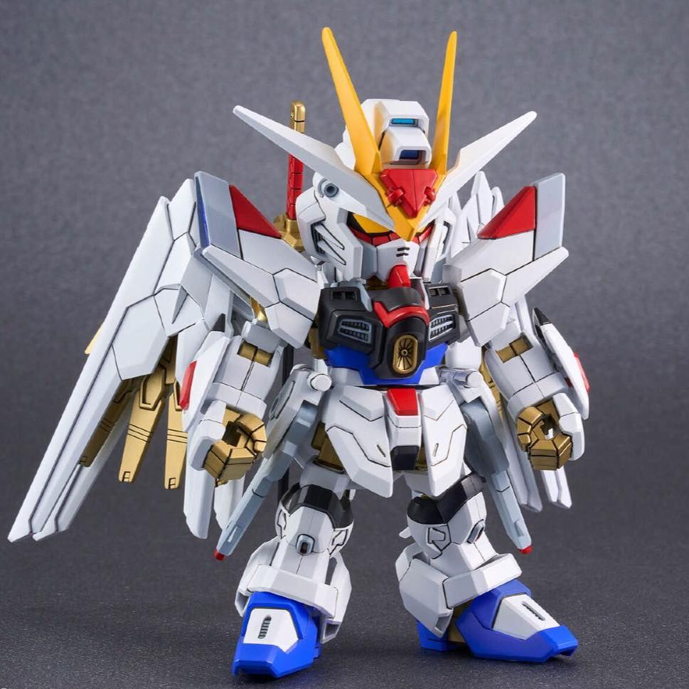 Gundam SDCS Cross Silhouette #21 Seed Freedom ZGMF/A-262DP-P Mighty Strike Freedom Model Kit