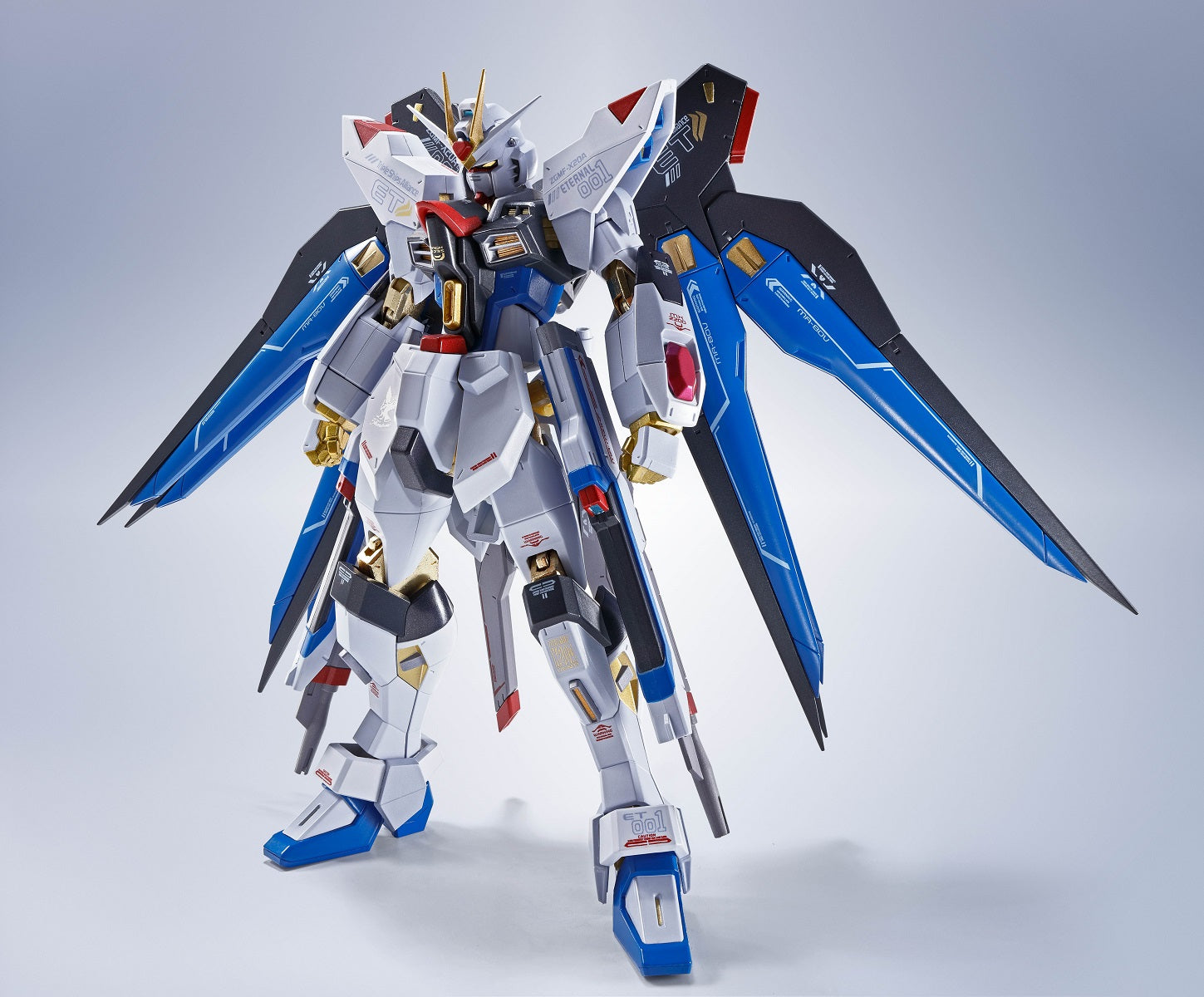 Bandai Metal Robot Spirits Gundam Seed Destiny ZGMF-X20A Strike Freedom Gundam (Re:Coordinate) Action Figure