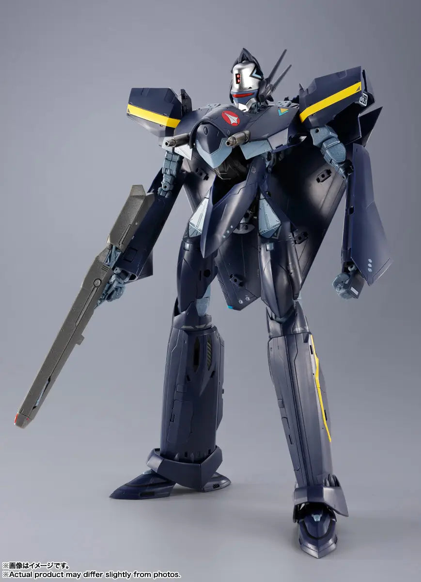 Bandai DX Chogokin Macross RobotechVF-17S Nightmare Stealth Valkyrie (Gamlin Kizaki) Action Figure