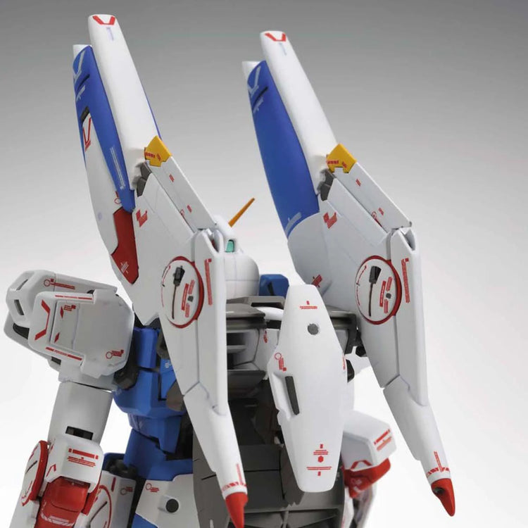 Gundam 1/100 MG V-Dash Gundam Ver. Ka Model Kit Gundam 1/100 MG V-Dash Gundam Ver. Ka Model Kit