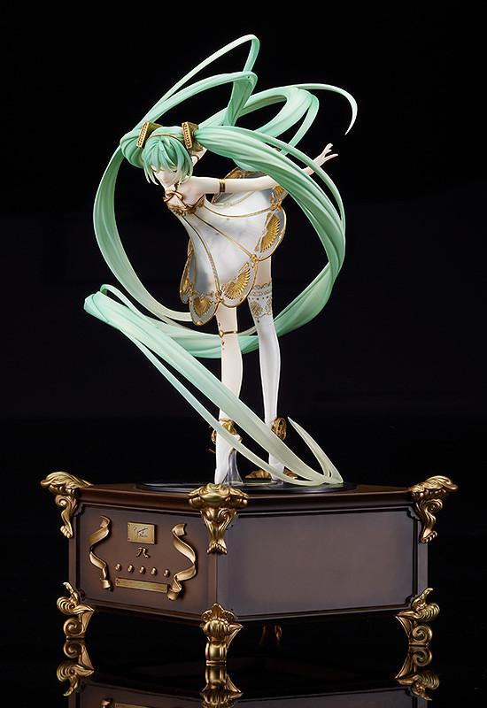 Good Smile Company 1/1 Hatsune Miku Symphony: 5th Anniversary Ver. Vocaloid Scale Figure