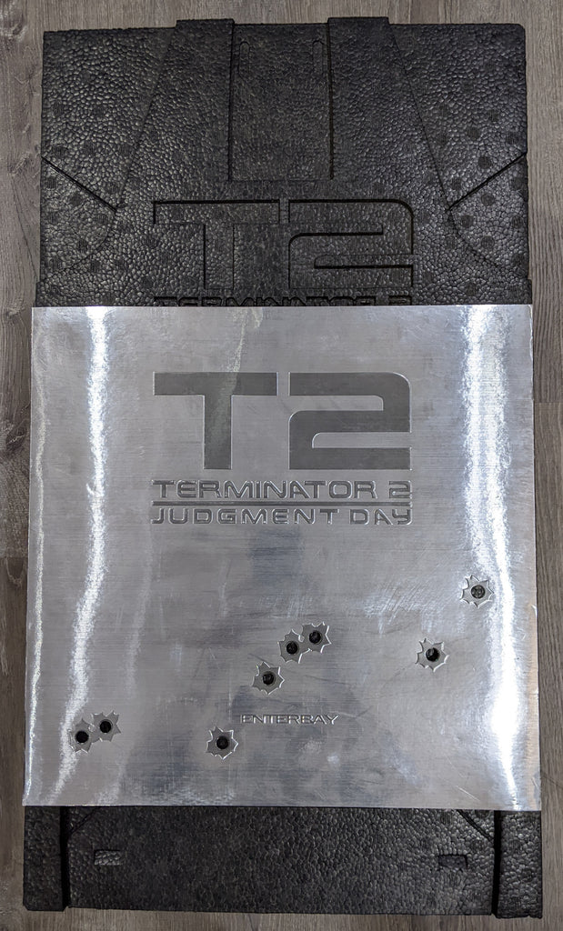 Enterbay HD Masterpiece 1/6 Terminator 2 T-800 Battle Damage Sixth Scale Action Figure *Open Box*