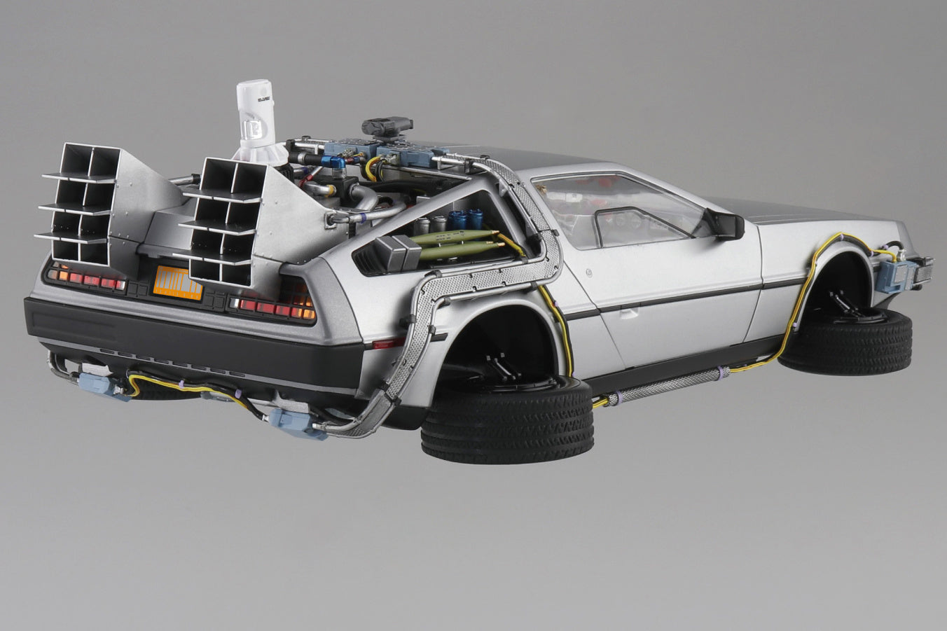 Aoshima 1/24 Back To The Future Part II Time Machine Model Kit