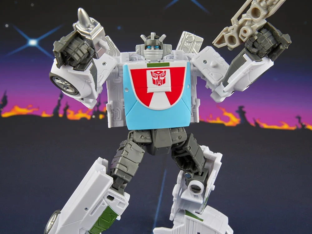 Transformers Generations Studio Series 86 Deluxe Wheeljack Action Figure