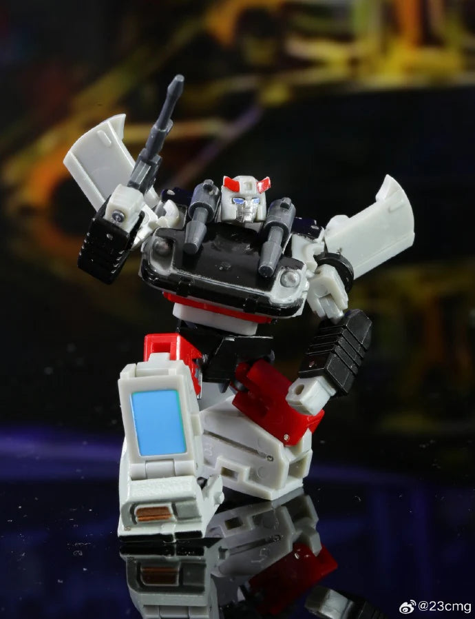 Galaxy Toys Mini Statue-04 At Full Speed Action Figure