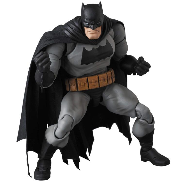 Mafex No. 106 DC Comics Frank Miller's The Dark Knight Returns Batman Action Figure Medicom 2