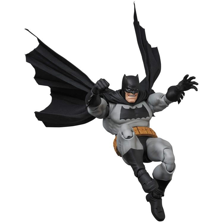 Mafex No. 106 DC Comics Frank Miller's The Dark Knight Returns Batman Action Figure Medicom 1