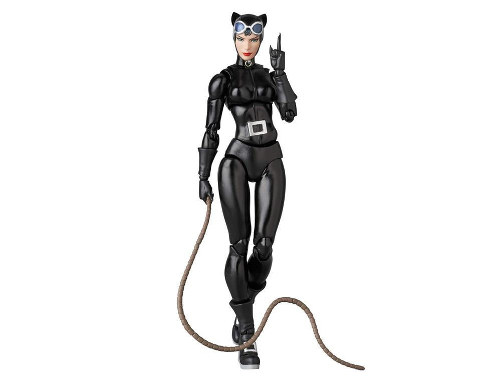 Mafex No. 123 DC Comics Catwoman (Hush Ver.) Action Figure Medicom