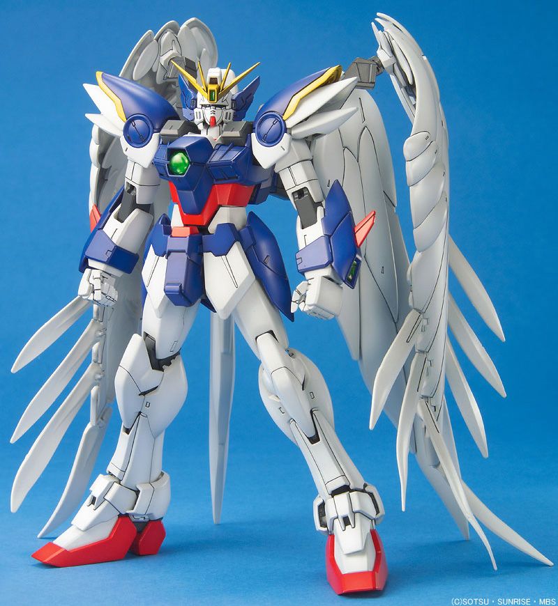 Gundam 1/100 MG Gundam Wing Endless Waltz XXXG-00W0 Wing Gundam Zero EW (Wing Zero Custom) Model Kit