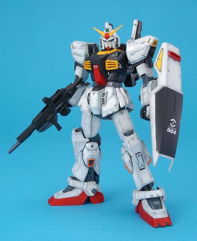 Gundam 1/100 MG RX-178 MKII 2.0 (A.E.U.G.) Model Kit 2