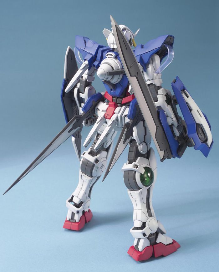 Gundam 1/100 MG Gundam 00 GN-001 Gundam Exia Model Kit
