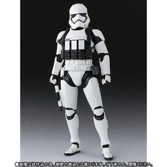 S.H. Figuarts First Order Stormtrooper (Heavy Gunner) Star Wars The Force Awakens Action Figure