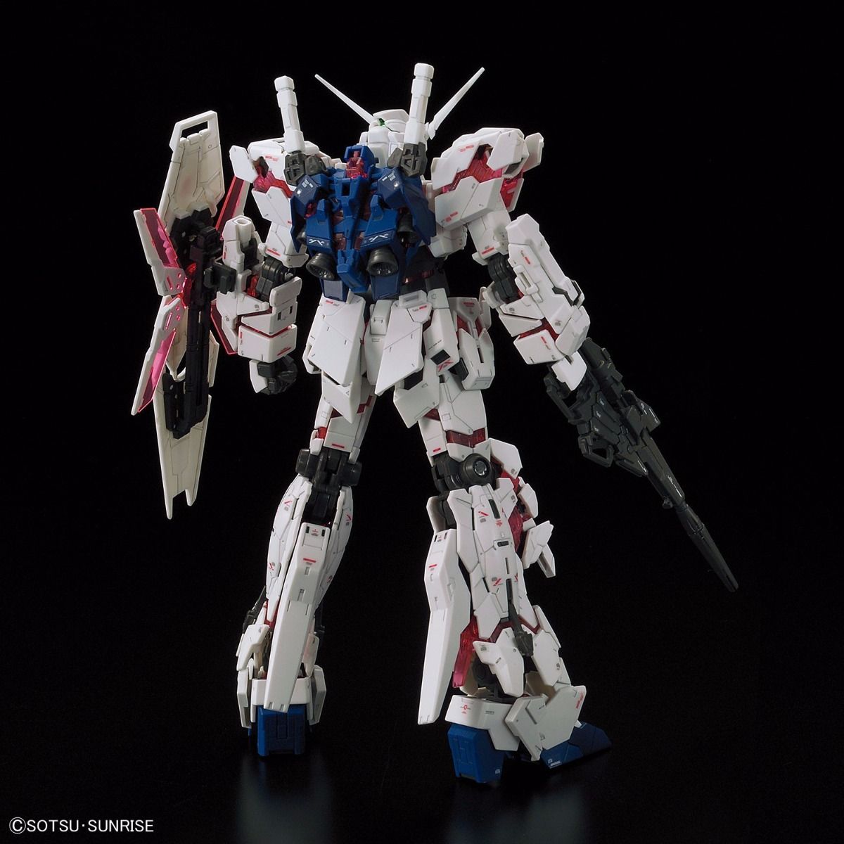 Gundam 1/144 RG #25 RX-0 Unicorn Gundam (Full Psycho Frame) Model Kit