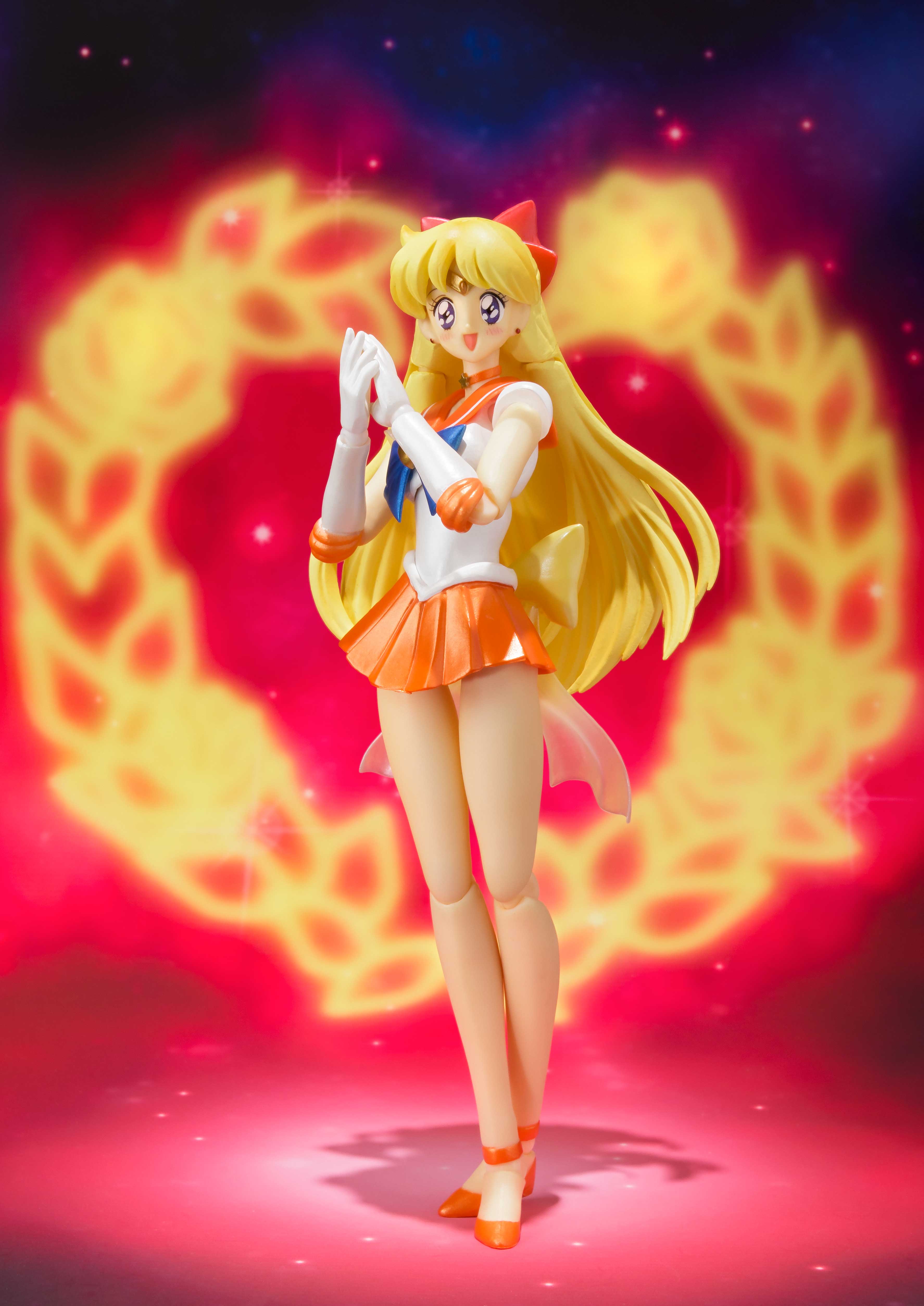 S.H. Figuarts Super Sailor Venus Sailor Moon Action Figure