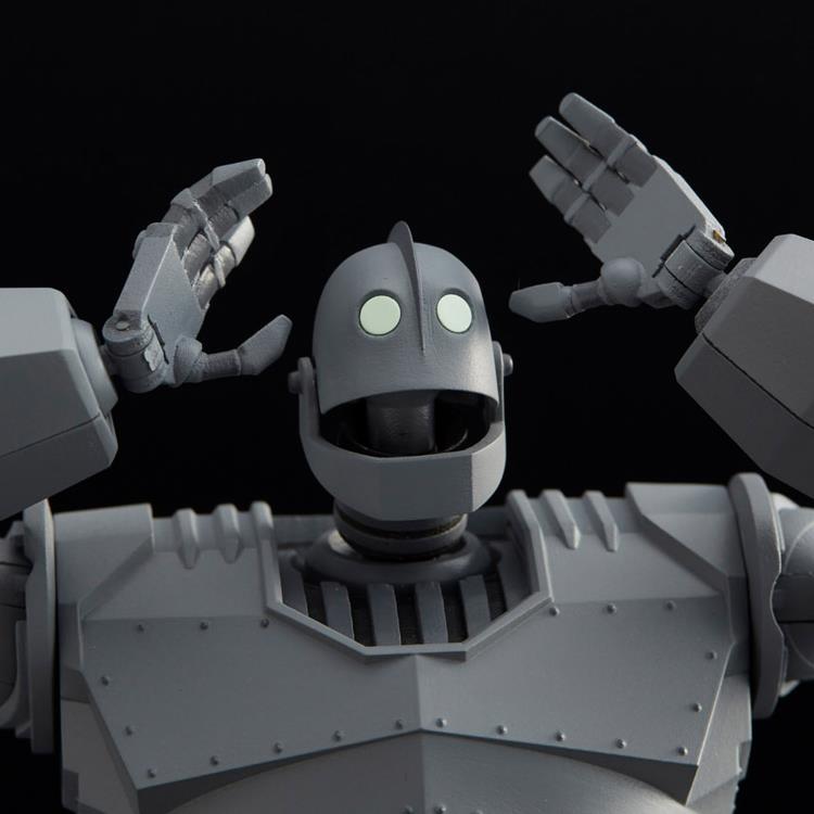 Sentinel Riobot The Iron Giant Diecast Action Figure