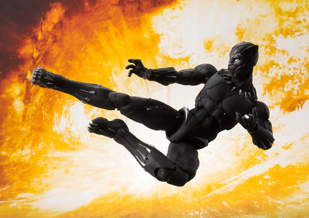 S.H. Figuarts Black Panther & Tamashii Effect Rock Avengers: Infinity War Action Figure