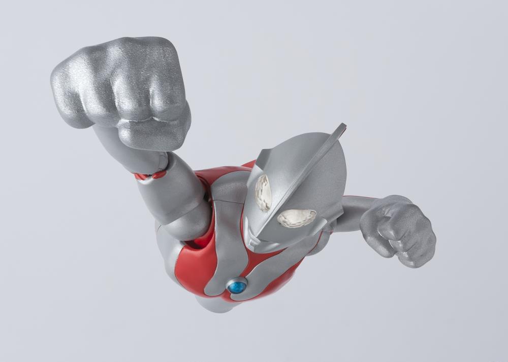 S.H. Figuarts Ultraman (Best Selection) Action Figure 4