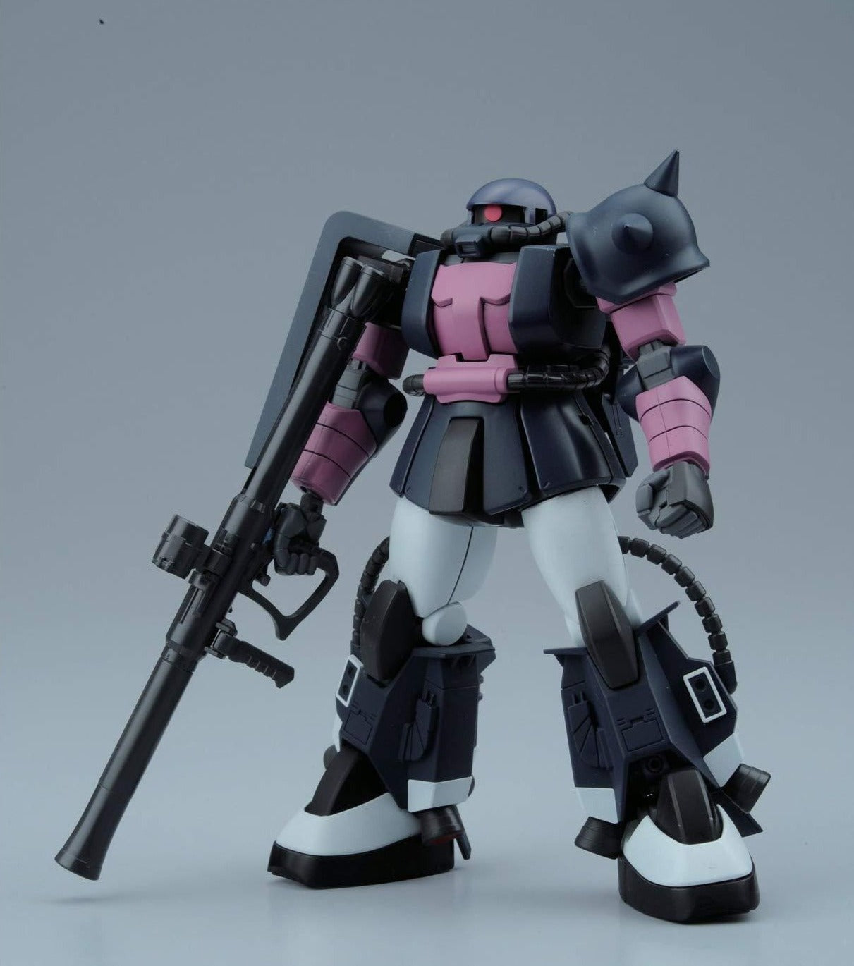 Gundam 1/144 HGUC #151 MSV MS-06R-1A Zaku II (Black Tri-Stars Custom) Model Kit