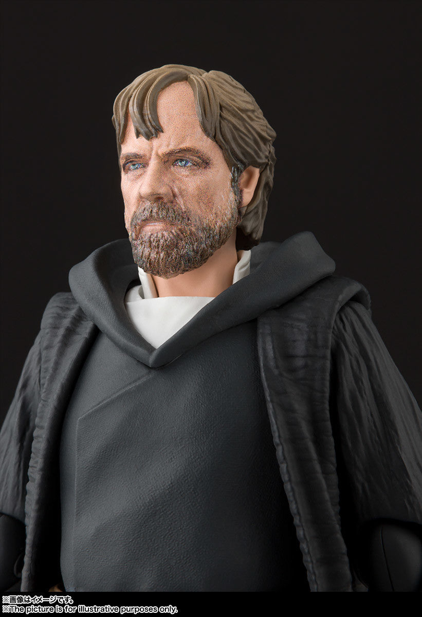 S.H. Figuarts Star Wars: The Last Jedi Luke Skywalker Battle of Crait Action Figure 4