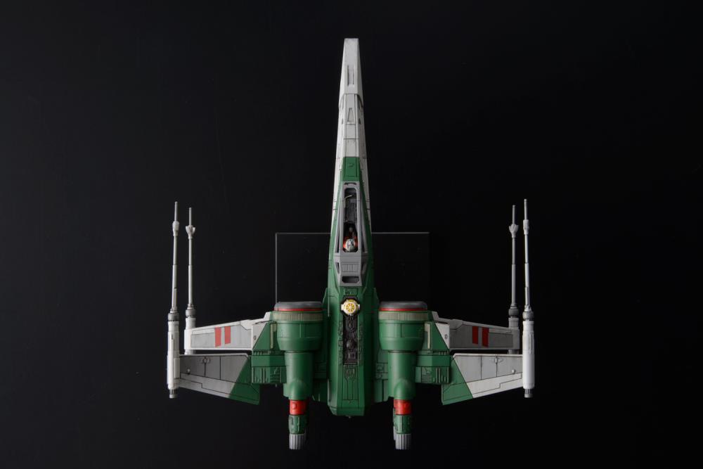 Star Wars 1/12 Scale X-Wing Fighter (Rise of Skywalker) Model Kit