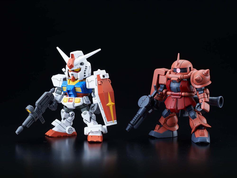Gundam SDCS Cross Silouette RX-78-2 Gundam and Ms-06S Zaku II Model Kit