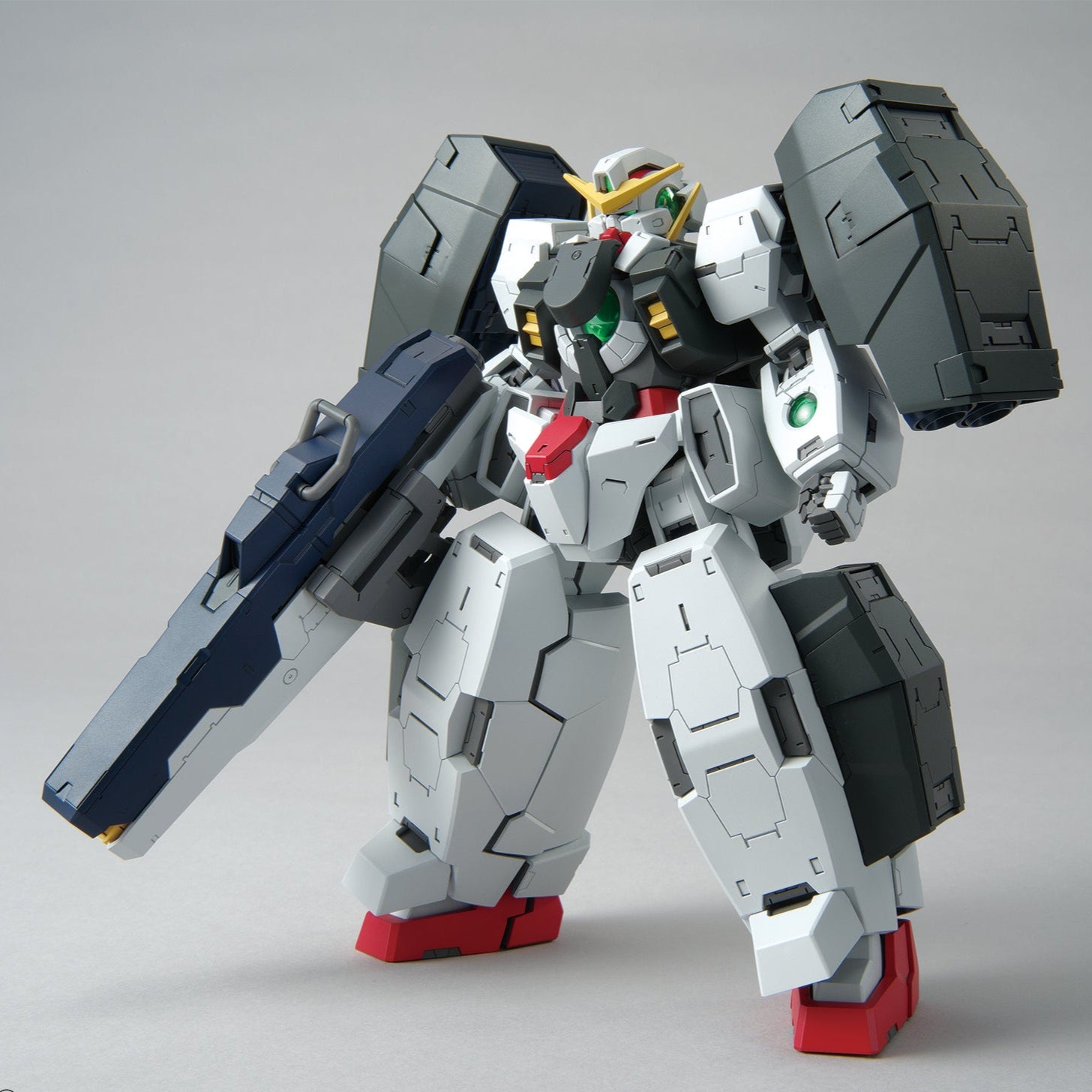 Gundam 1/100 MG Gundam 00 GN-005 Gundam Virtue / GN-004 Nadleeh Mobile Suit Model Kit