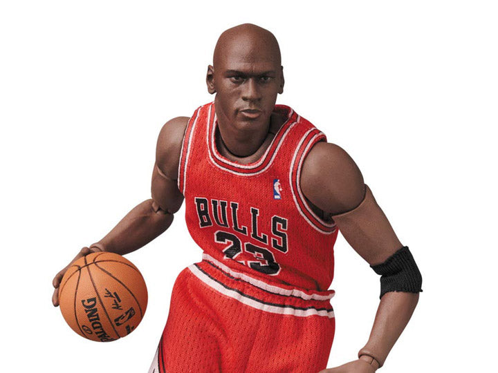 Mafex No. 100 Michael Jordan Action Figure Medicom 2