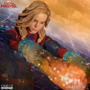 Mezco Toys One:12 Collective: Captain Marvel (2019) Action Figure 8