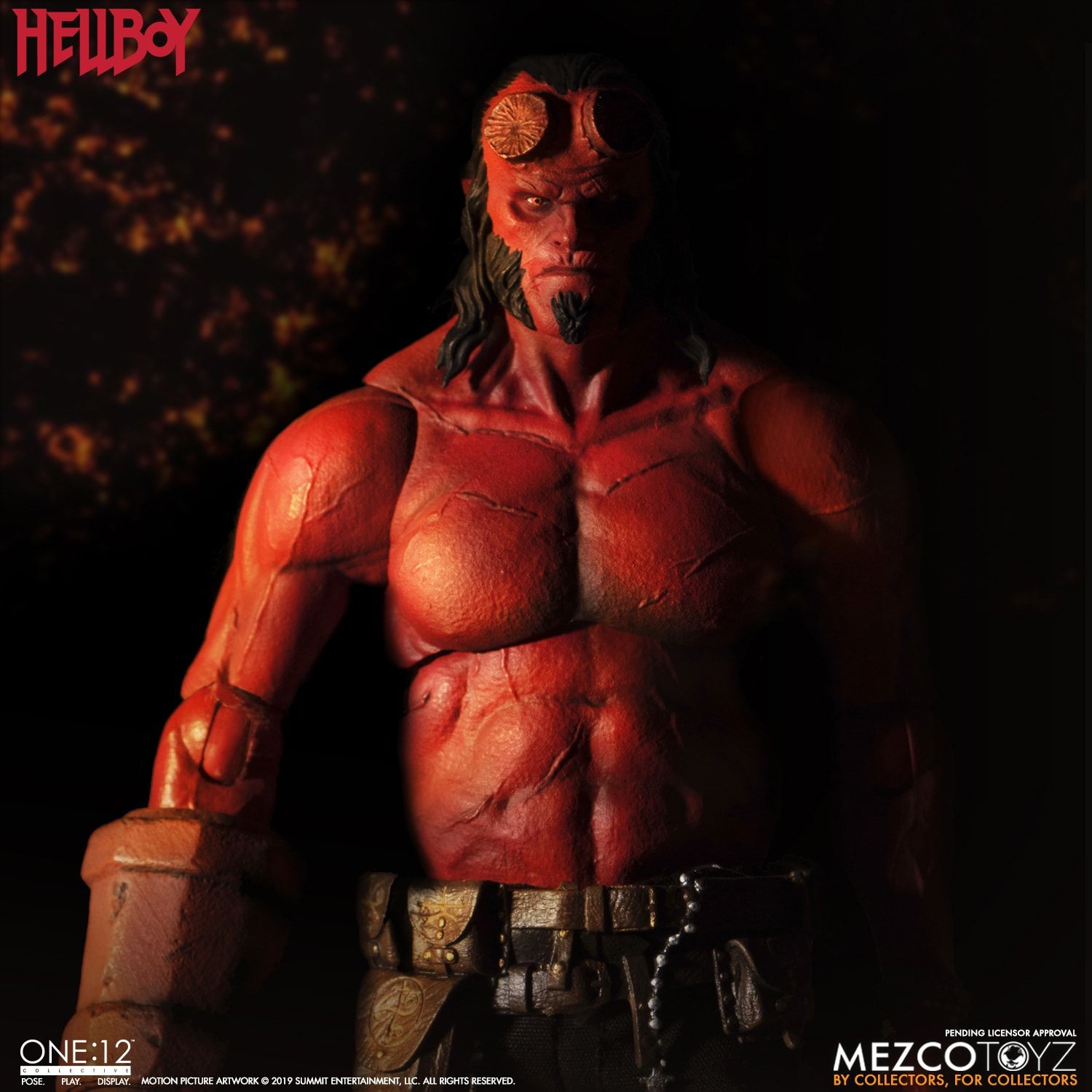 Mezco Toys One:12 Collective: Hellboy (2019) Action Figure 8