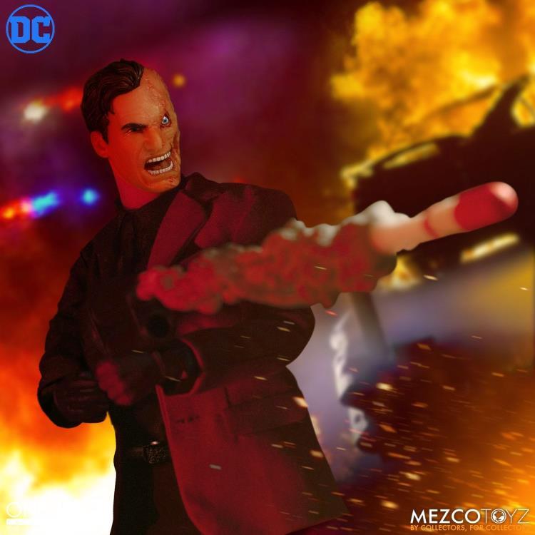 Mezco Toys ONE:12 Collective Two Face Action Figure 5