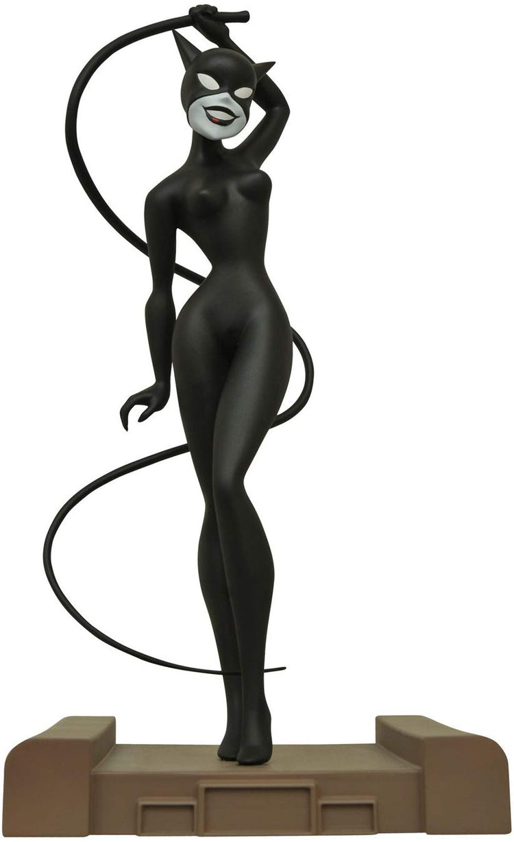 DC Gallery Select Catwoman Animated PVC Figure Statue 1