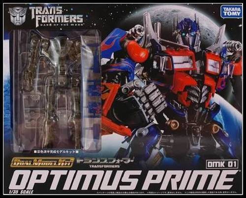 Transformers DOTM 1/35 Scale Optimus Prime DMK-01 Dual Model Kit