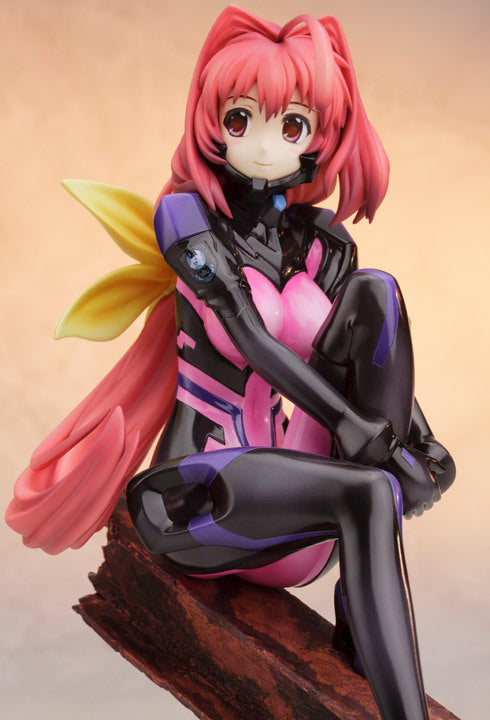 Kotobukiya 1/7 Scale Muv-Luv Alternative Kagami Sumika Ani Statue